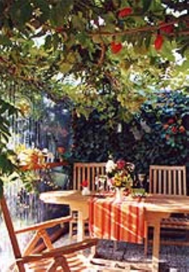 Haus Mit Lilie Und Rose Apartment Westerdeichstrich Bagian luar foto